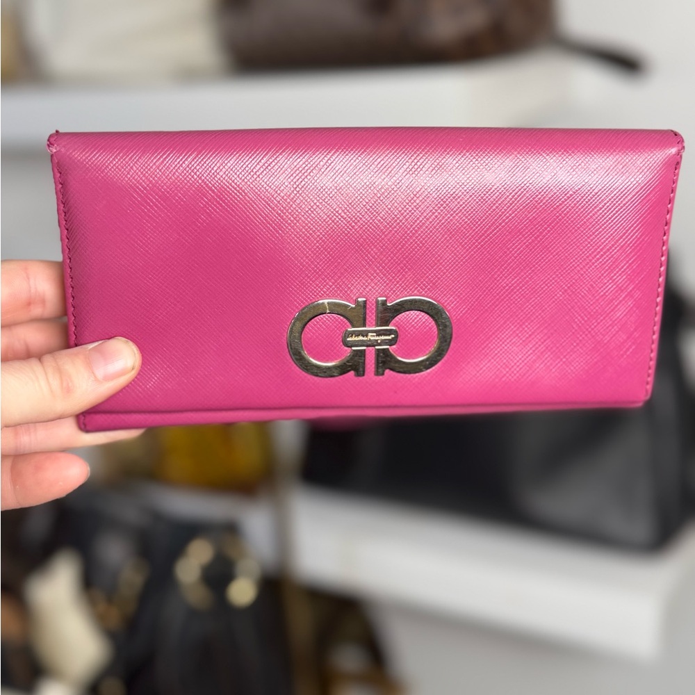 FERRAGAMO WALLET